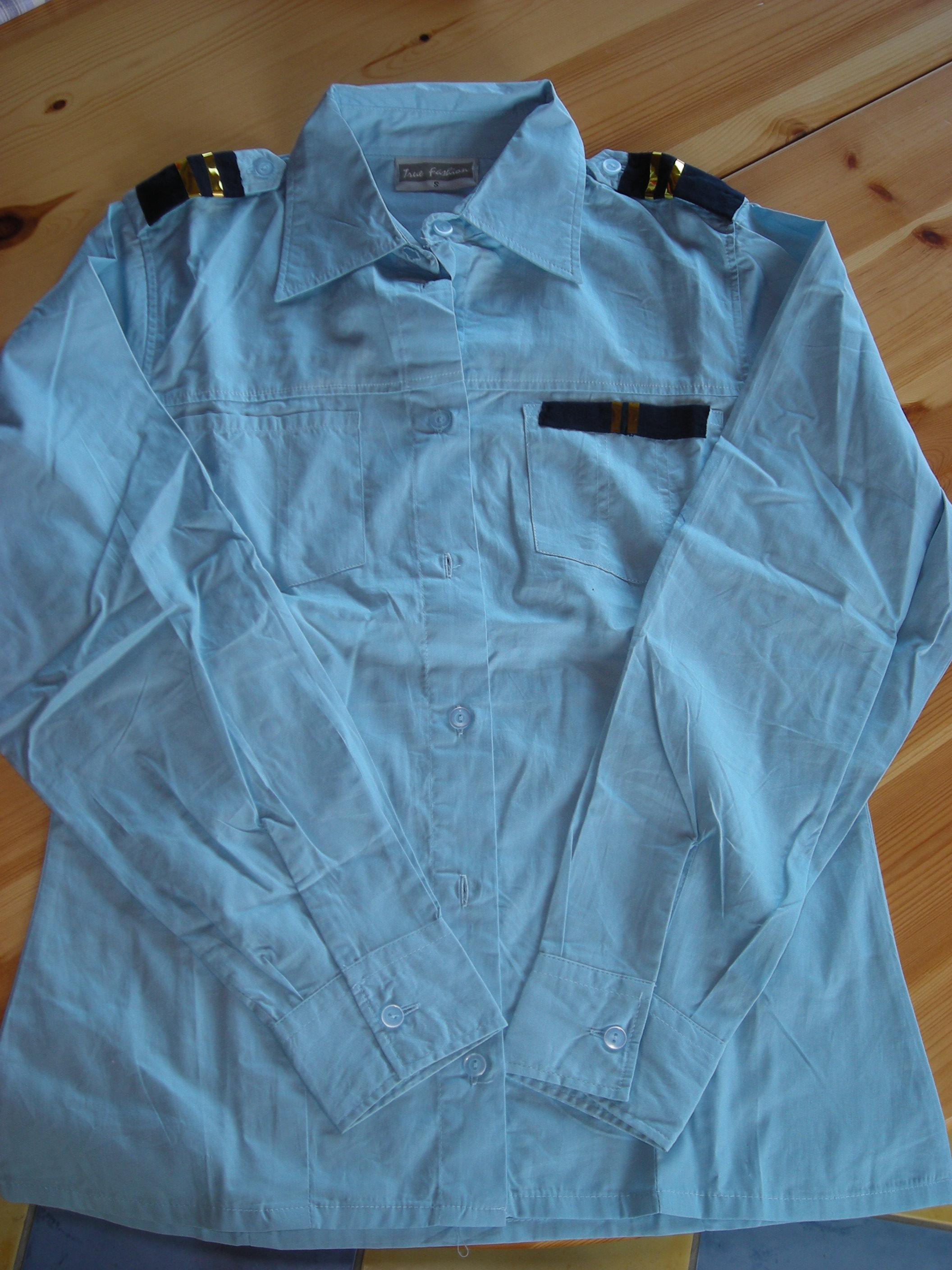 Chemise bleu clair