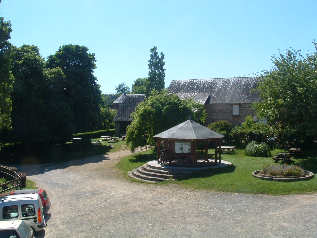 La cour