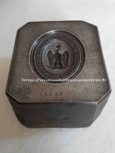 matrice plaque de facteur