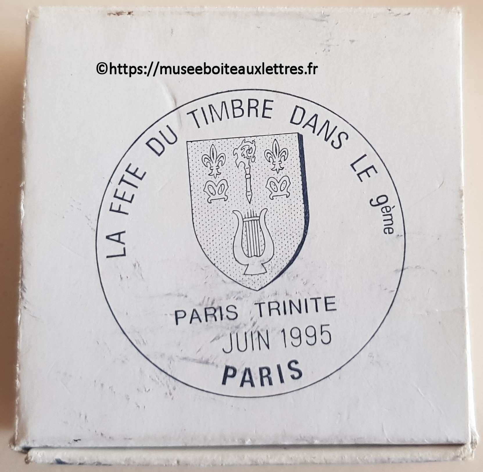 boite cachet philatélique ptt