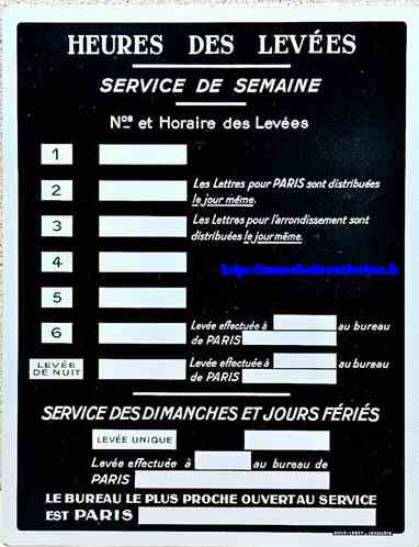 plaque hoarire des levées boite aux lettres de bureau de poste