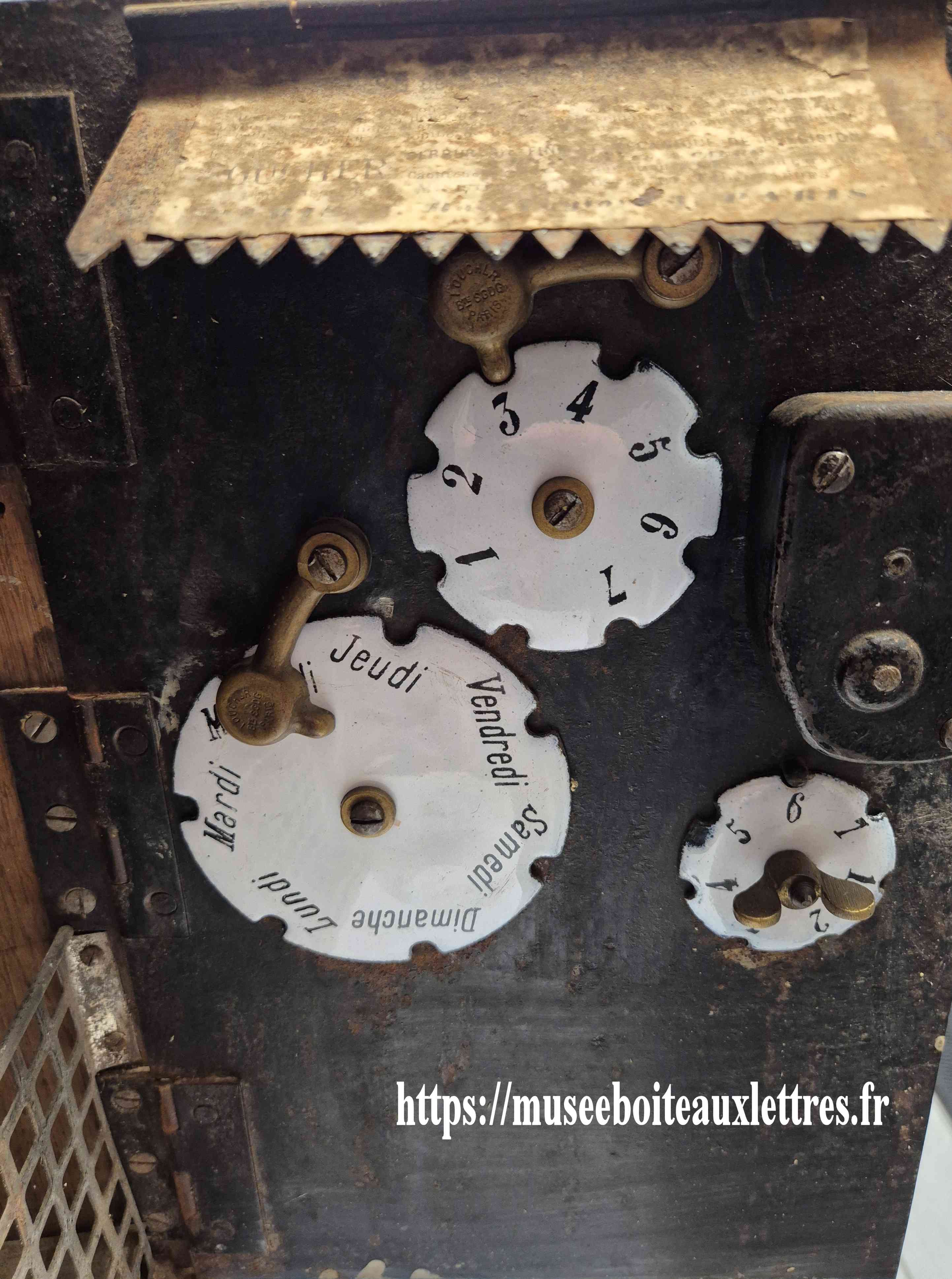 disques émaillés boite aux lettres PTT