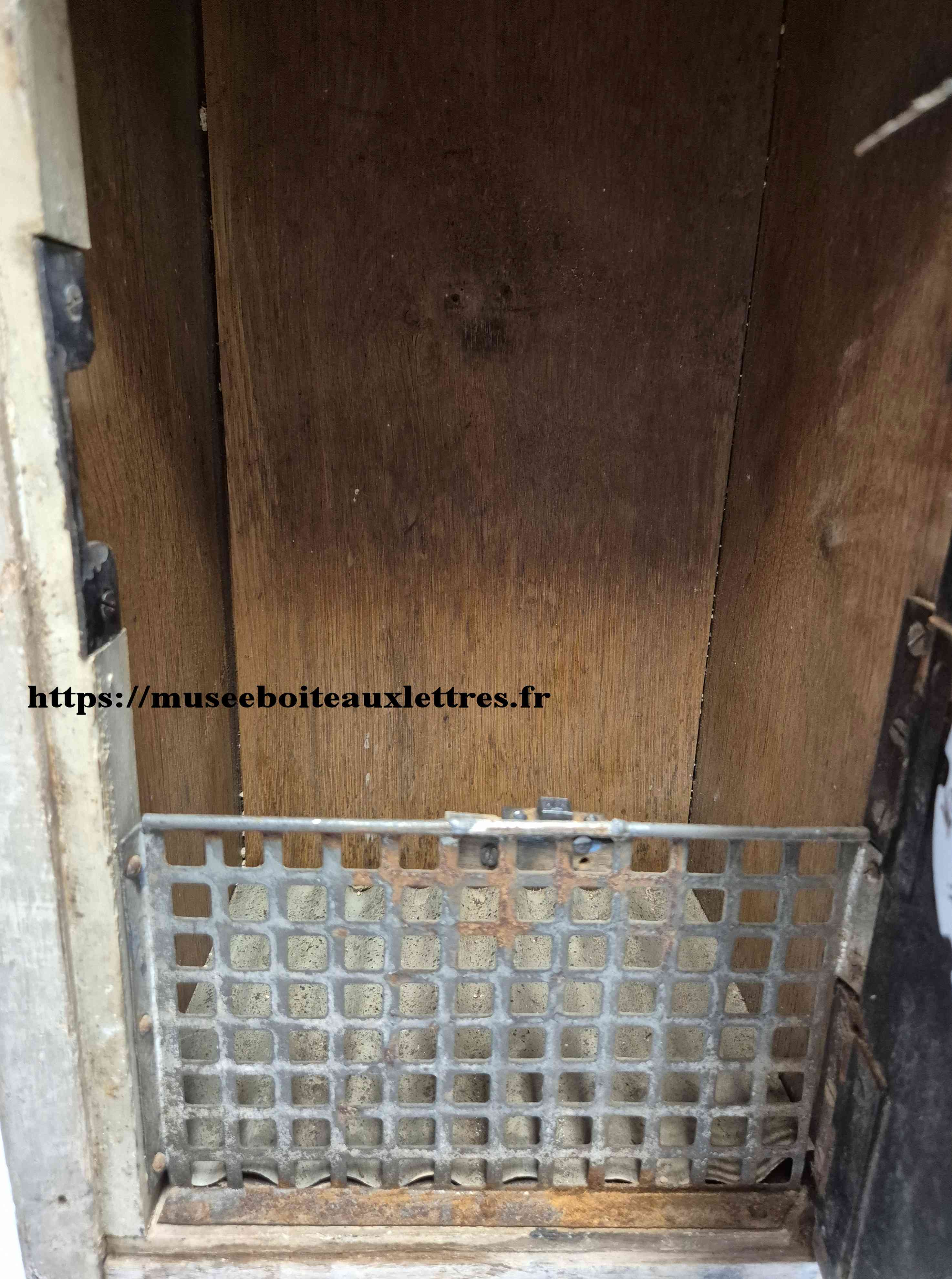 la poste boite à lettres