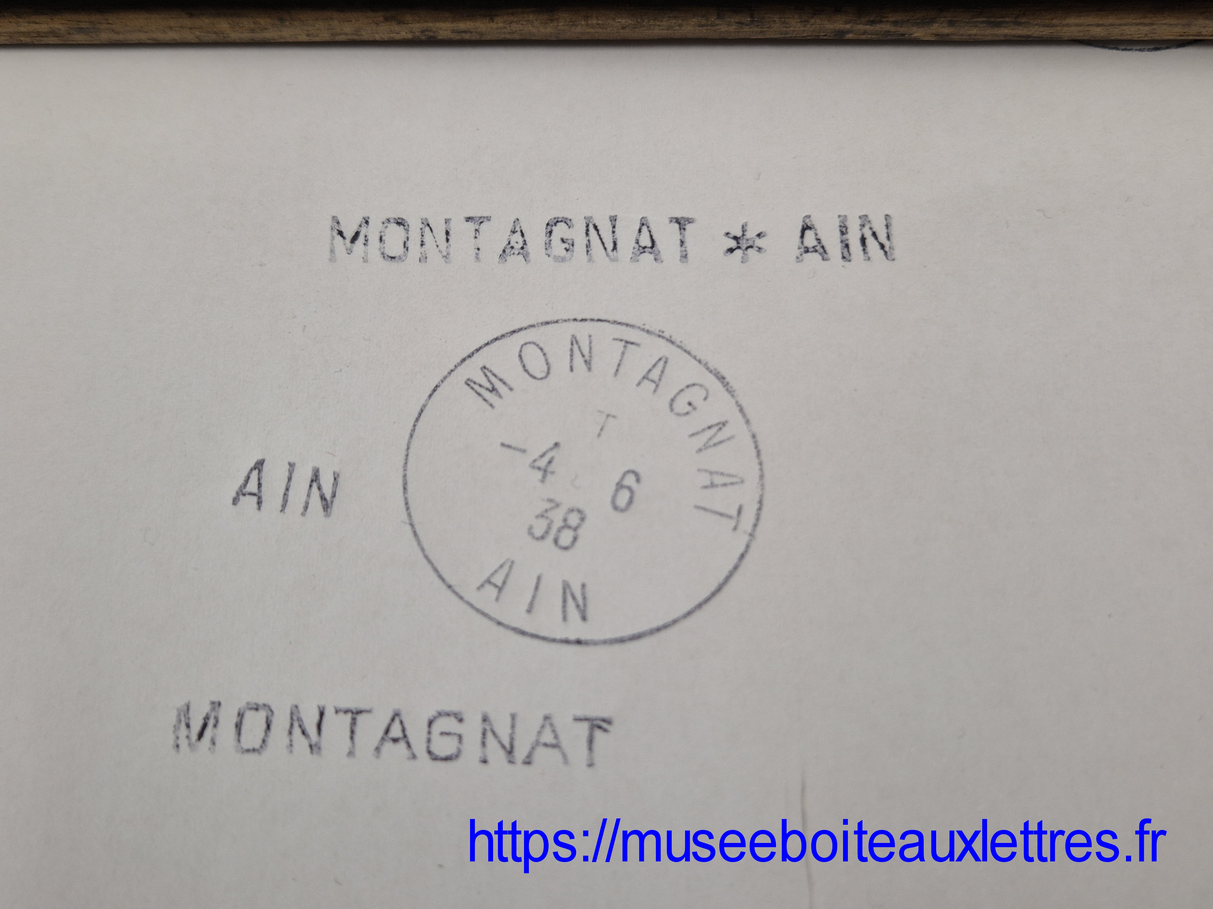 Montagnat Ain cabine téléphonique et tampon PTT