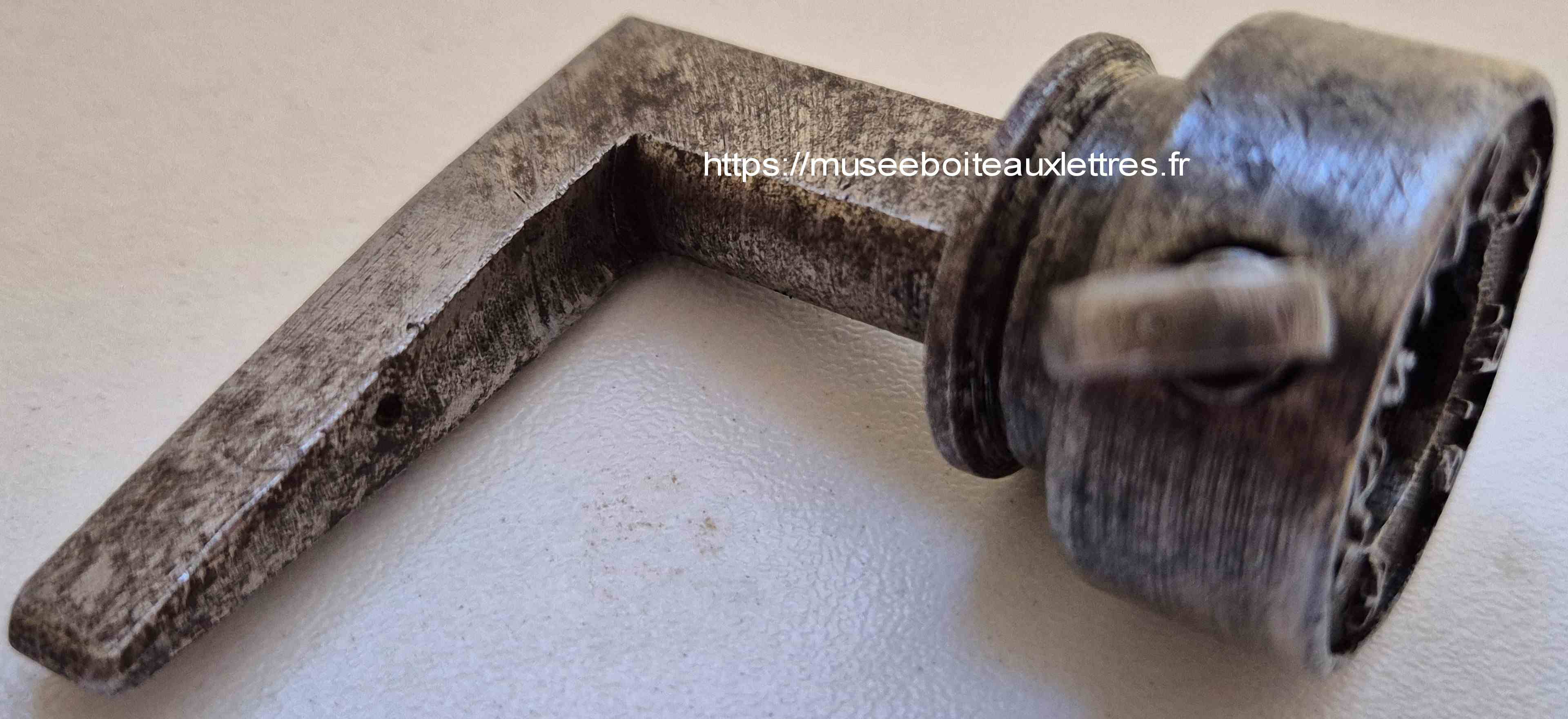 tampon ptt senlis Oise  daguin