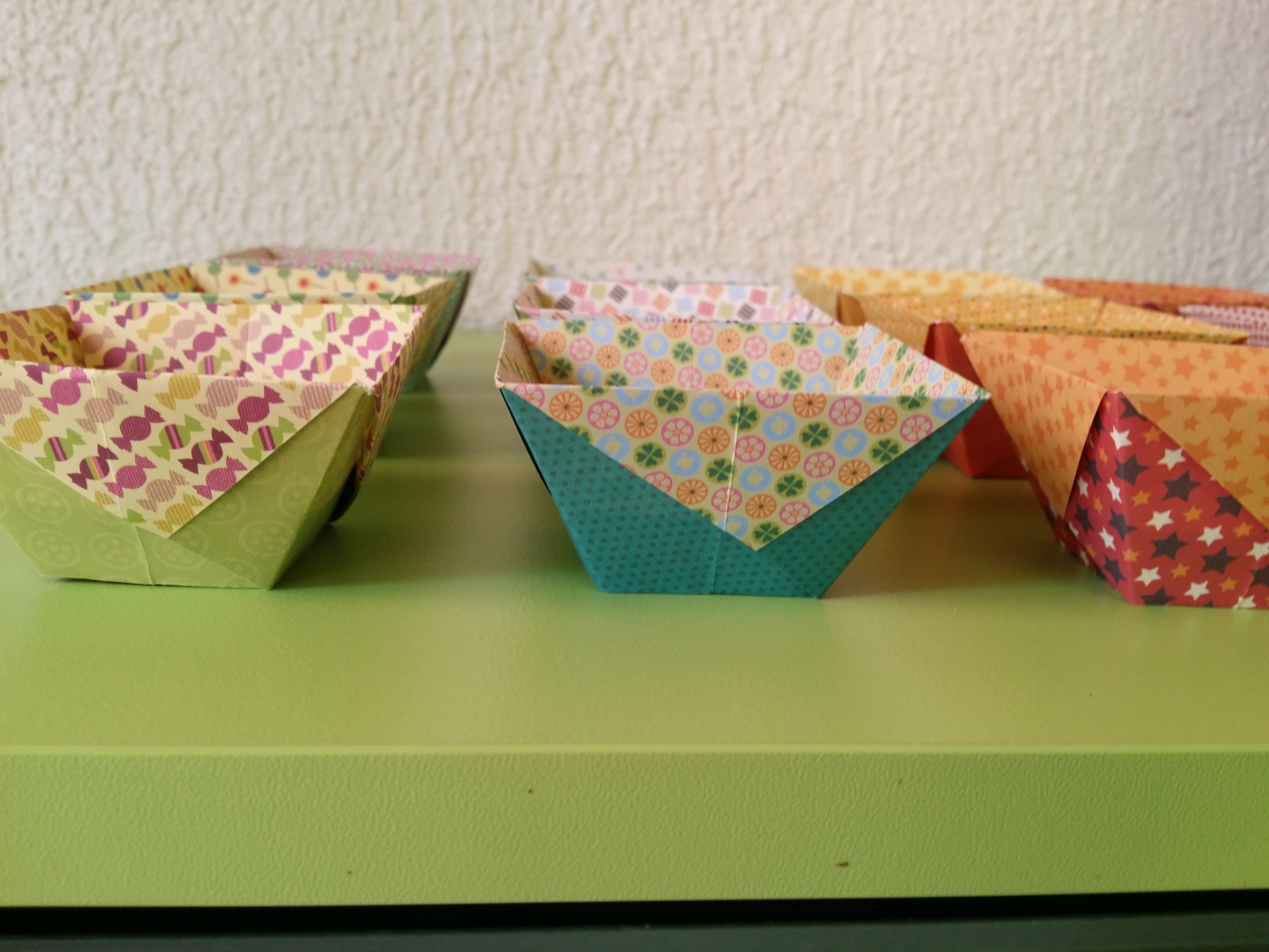 3 coupelles assorties 2€