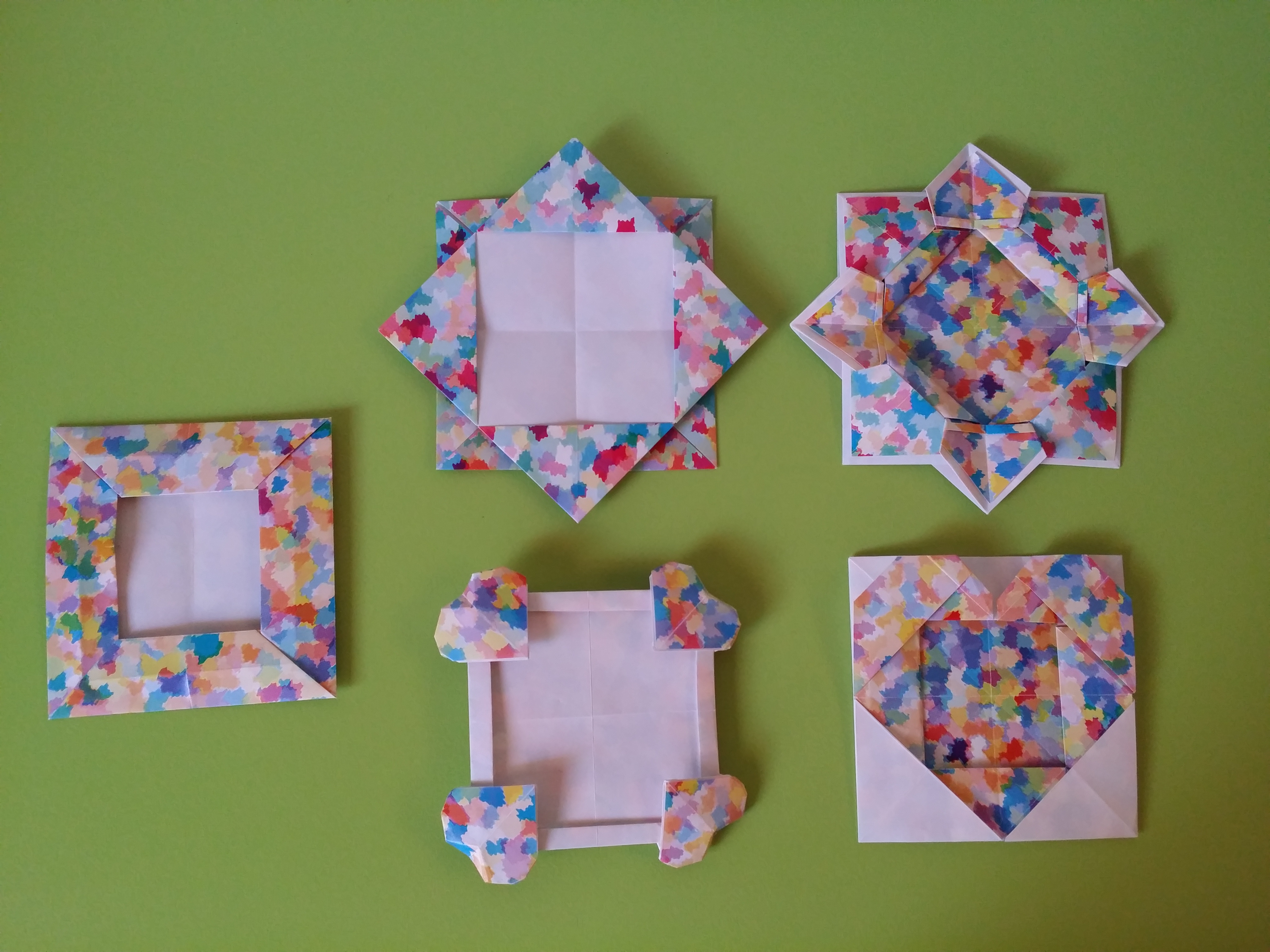 Cadre photo (motifs et pliages variés) 2€