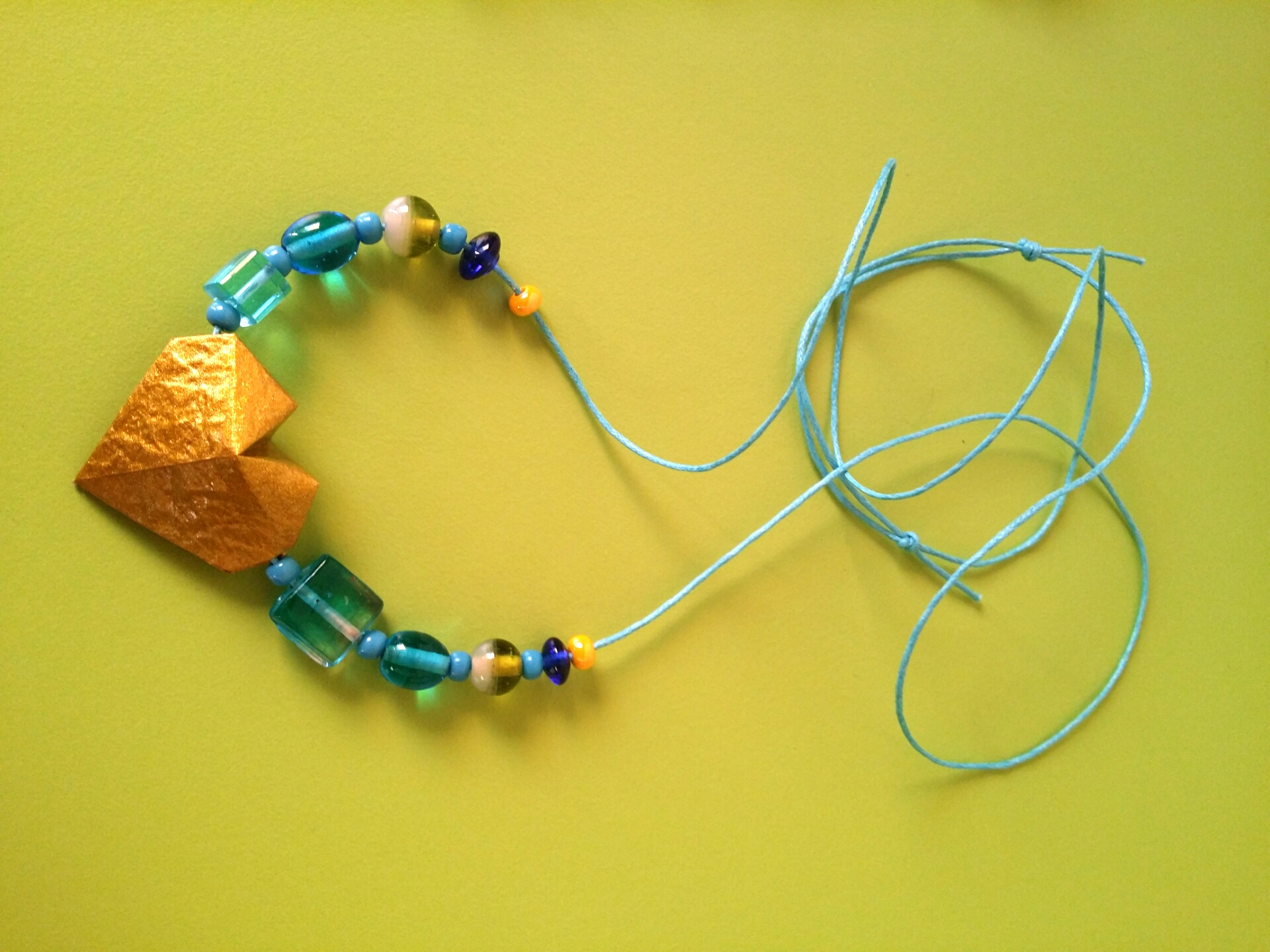 Collier Cœur, papier washi* doré 12€