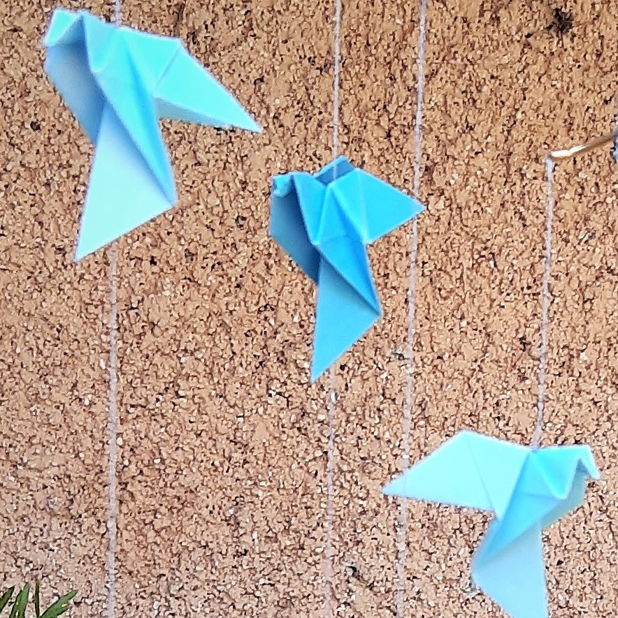 mobile Envolée d'oiseaux bleue