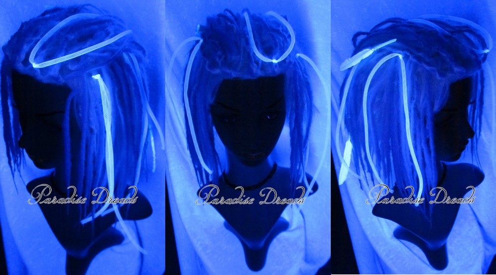 Plume cyberlocks uv fluo blanche blanc perruque dreads