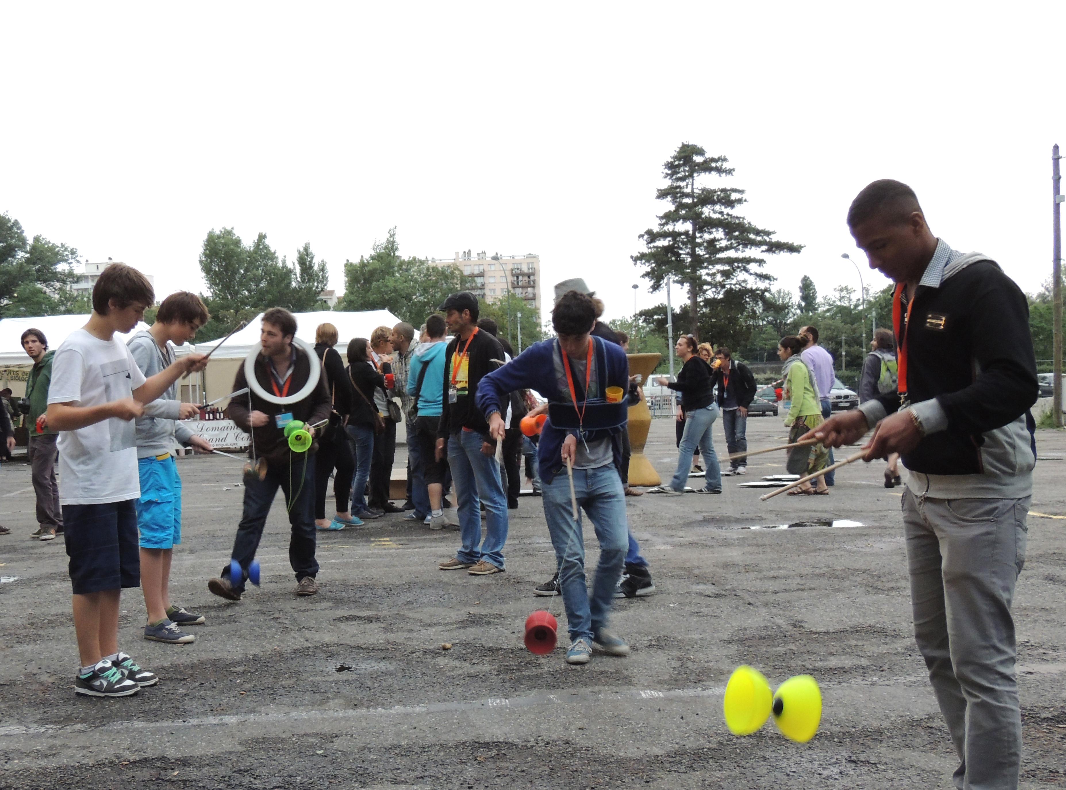 Exposition à Toulouse dans le cadre du forum "Éduquer pour demain" des Francas.