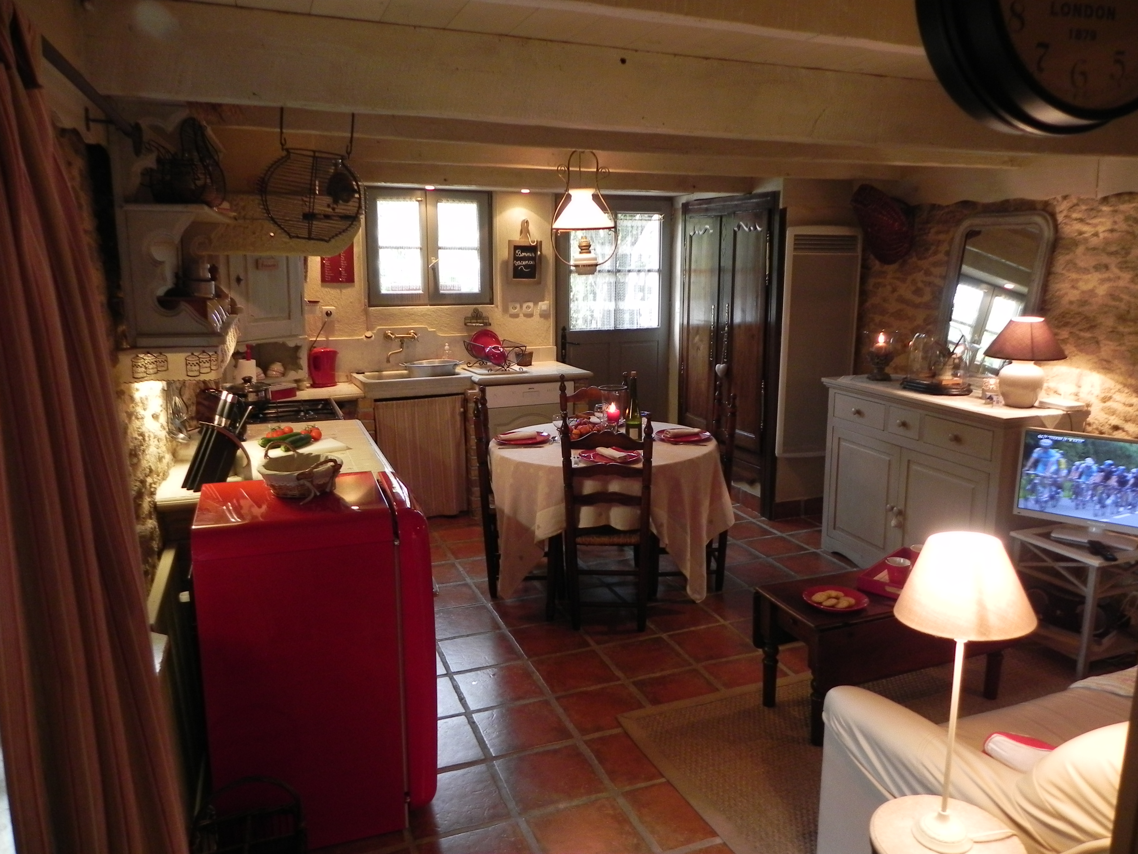 Copie 2 de nouvelles photos la grange mai et juillet 2014 073