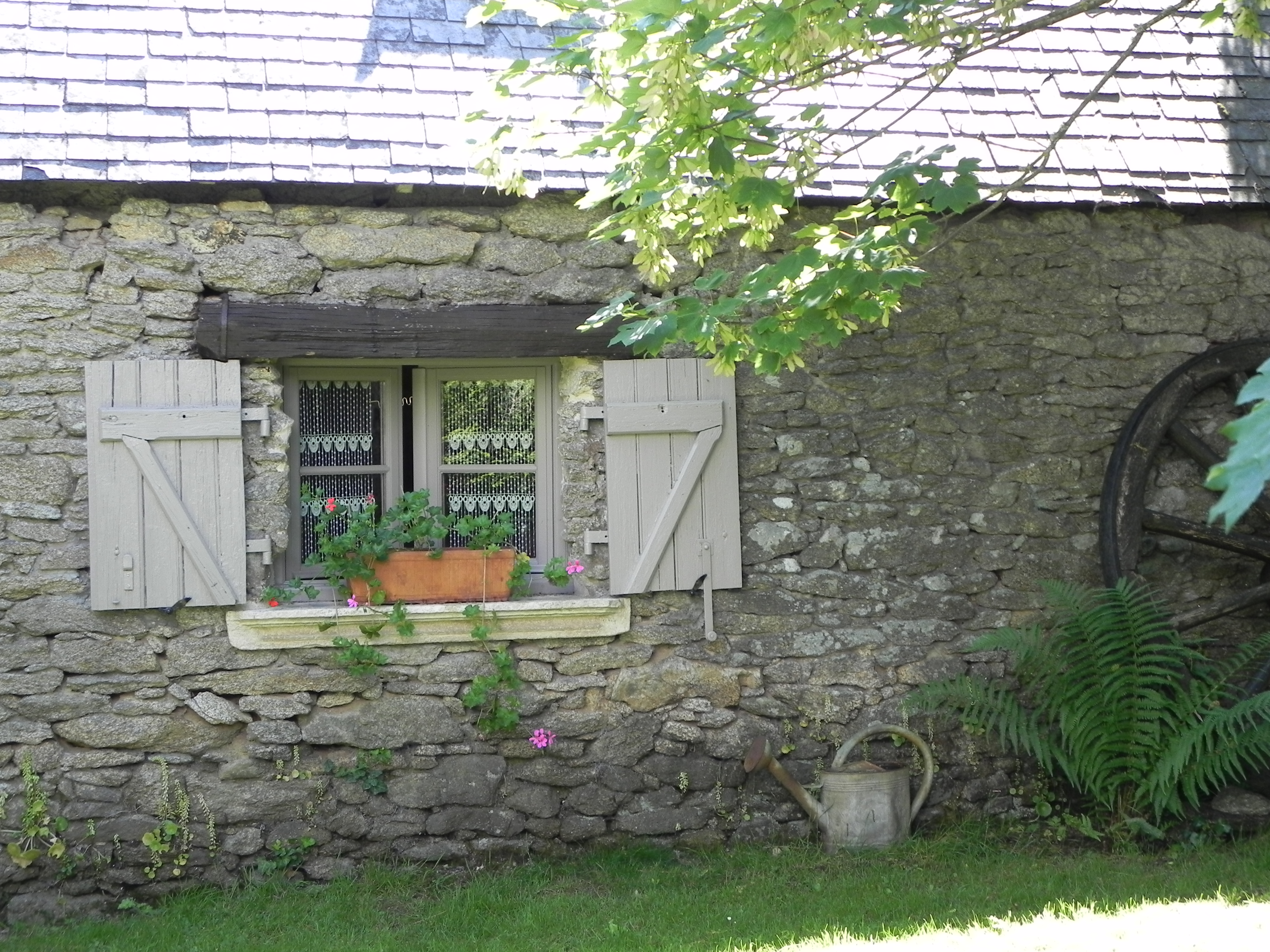 Nouvelles photos la grange mai et juillet 2014 048