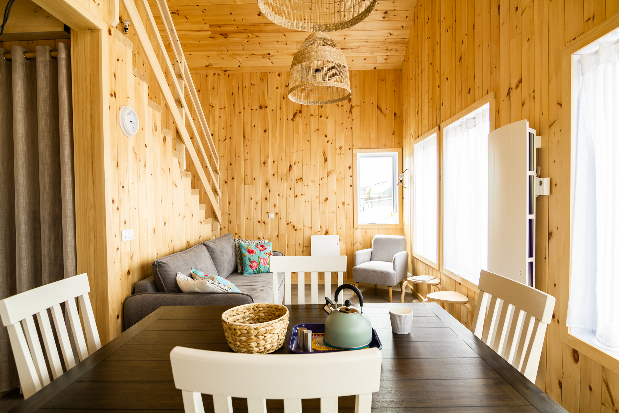Ql lapasserelle maisonnette salon 4