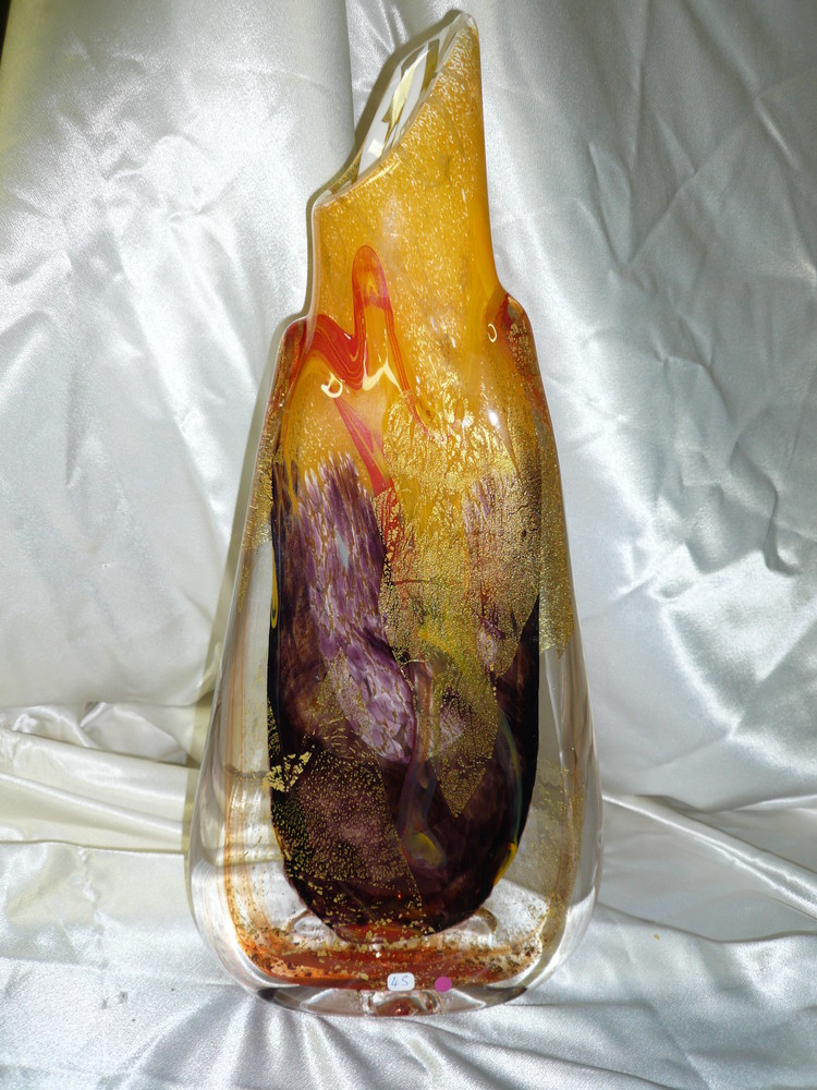 Vase med haut jauen et violine