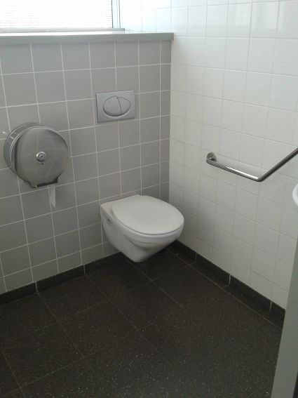 plombier-wc-mecanisme-toilette-suspendue-port-jerome-sur-seine-gravenchon chasse d'eau