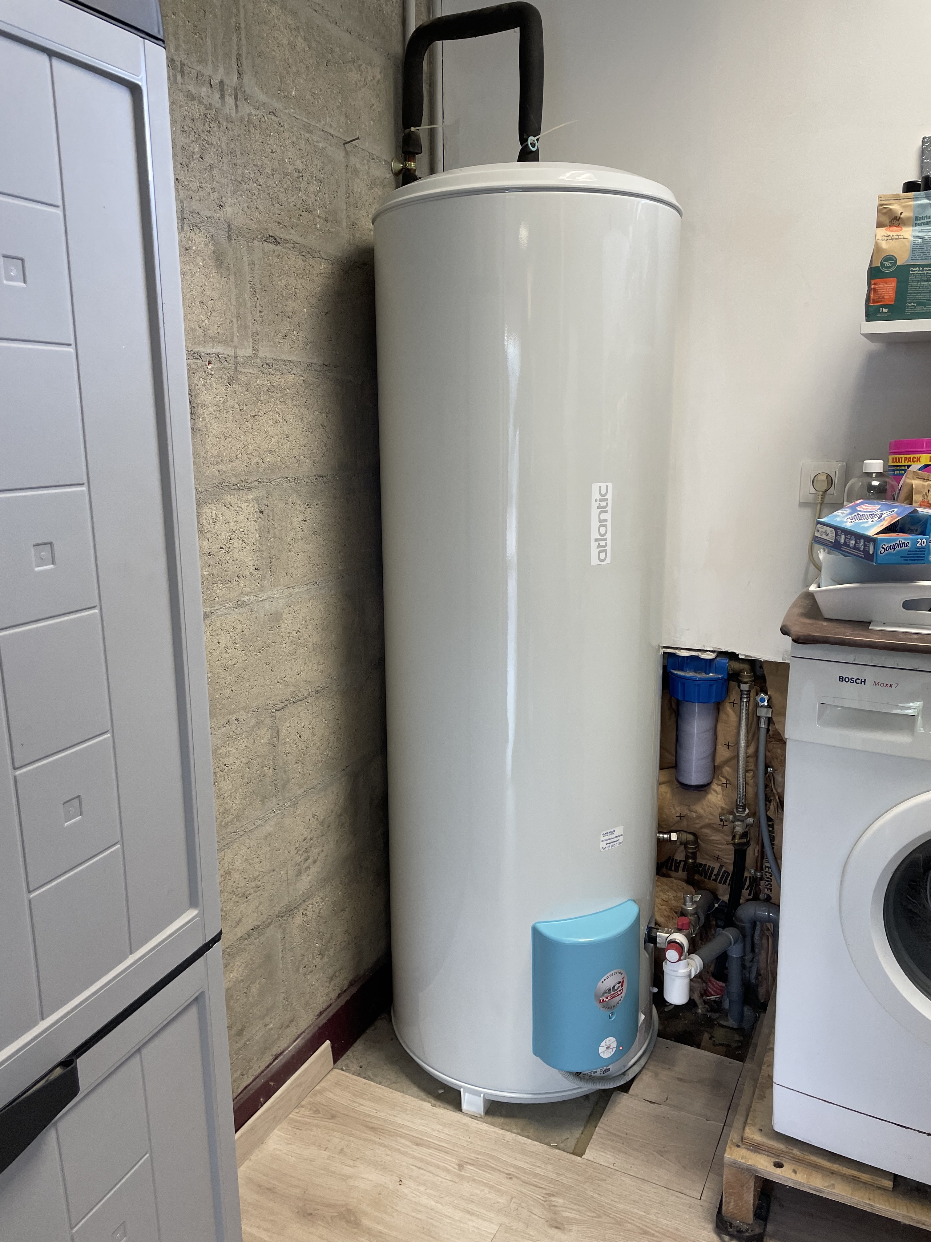 UN artisan plombier de montivilliers pour un depannage de FUITE plomberie sur mon chauffe eau ou robinet de toilette