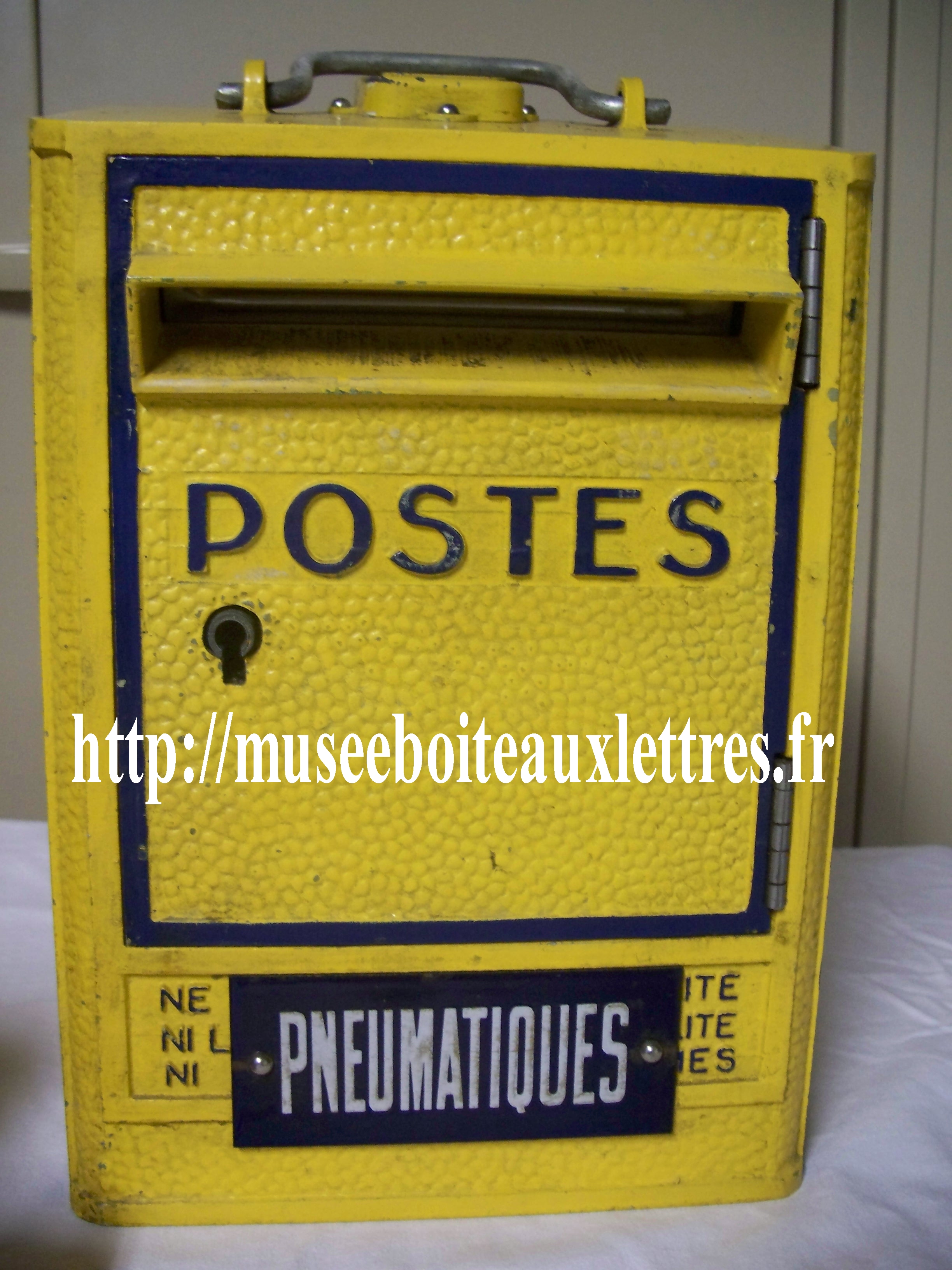 boite à lettres ptt mobile dejoie réseau pnematique à Paris