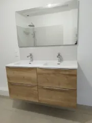 Installation et remplacement de meubles de salle de bain élégants et pratiques à Rezé
