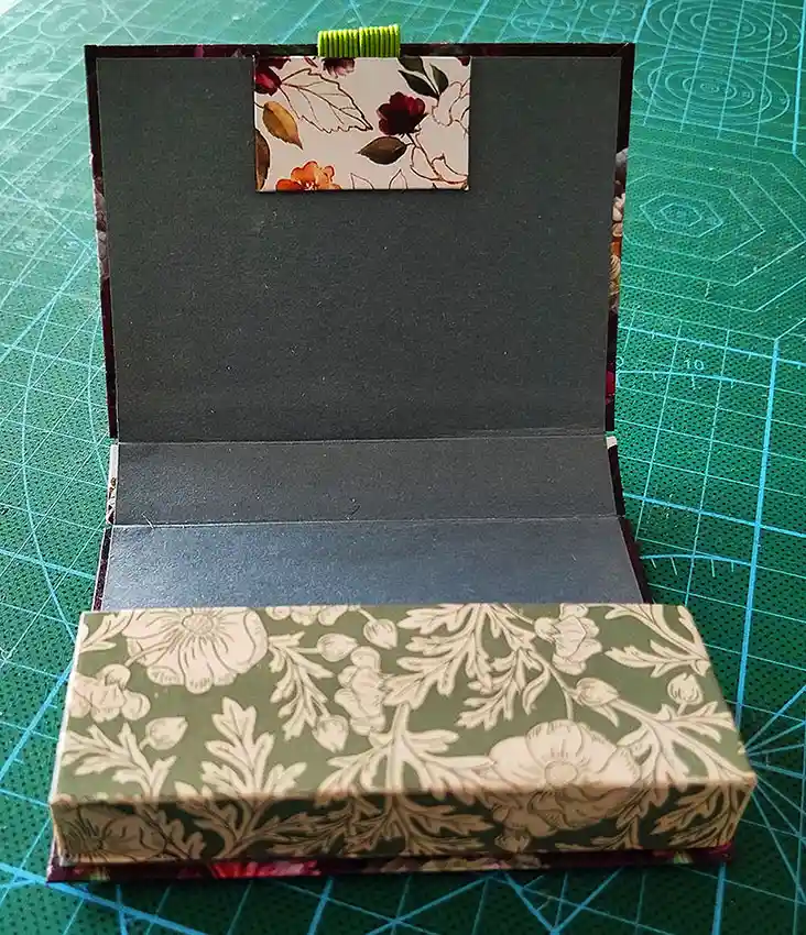2025 06 porte carte violet roses 3 