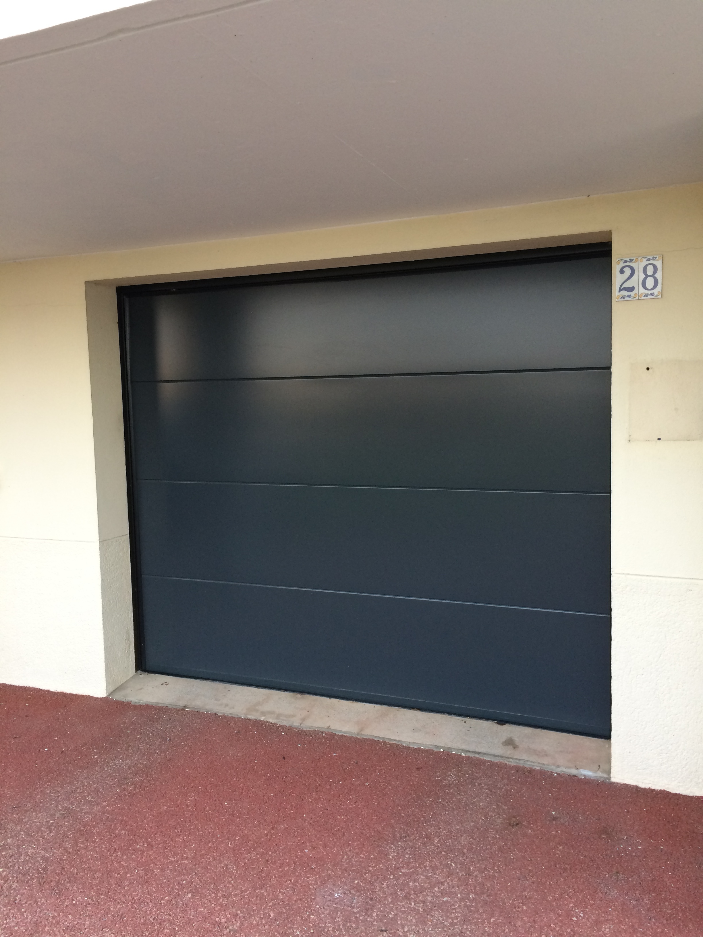 Porte de garage le gall 2 