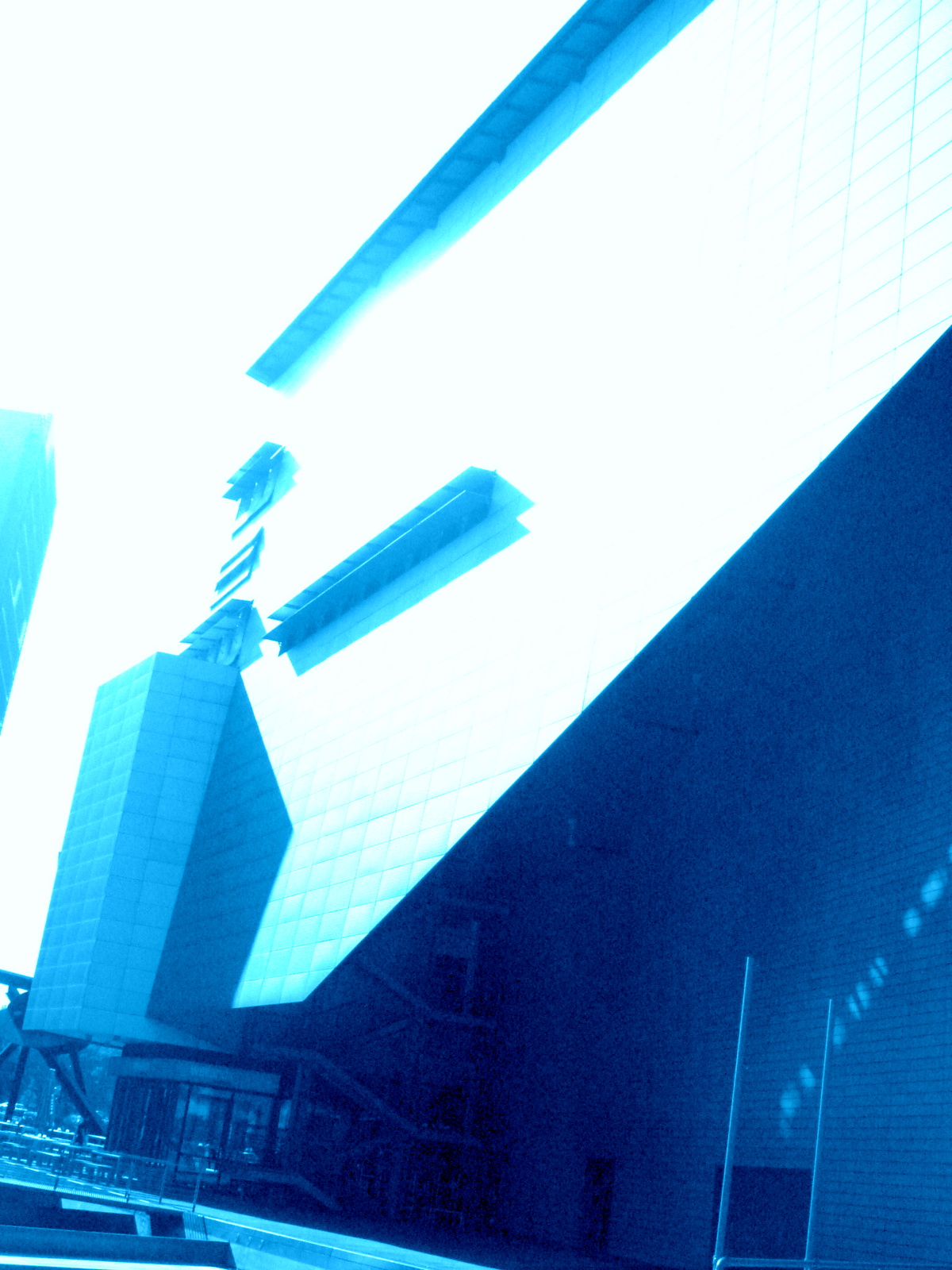 Ombres - Lumières - Surfaces - Formes