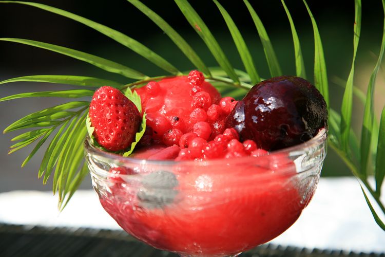 Coupe glacee de la fraiseraie 121