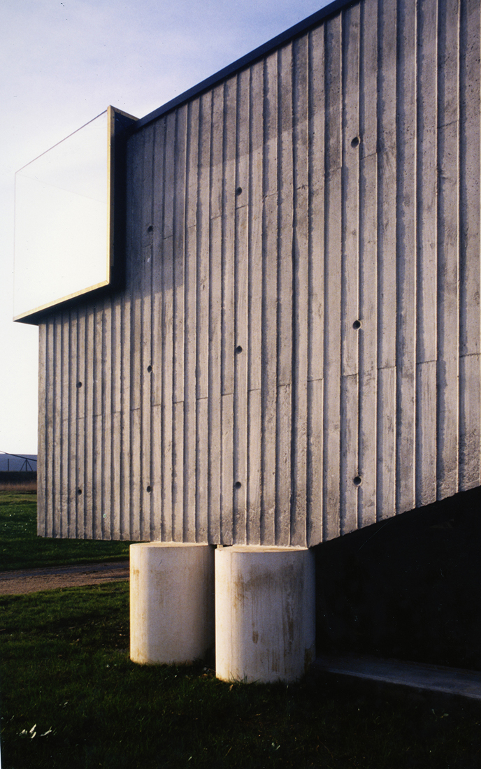 Angle beton reduit w
