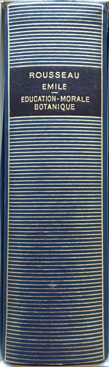 Volume162 de Voltaire dans la Bibliothèue de la Pléiade