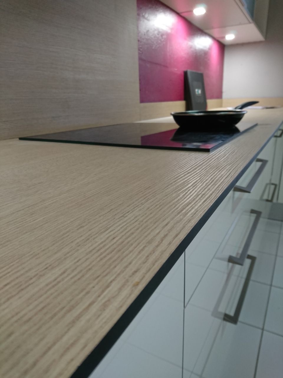 Plan de travail martinique solidium plus solide que le quartz