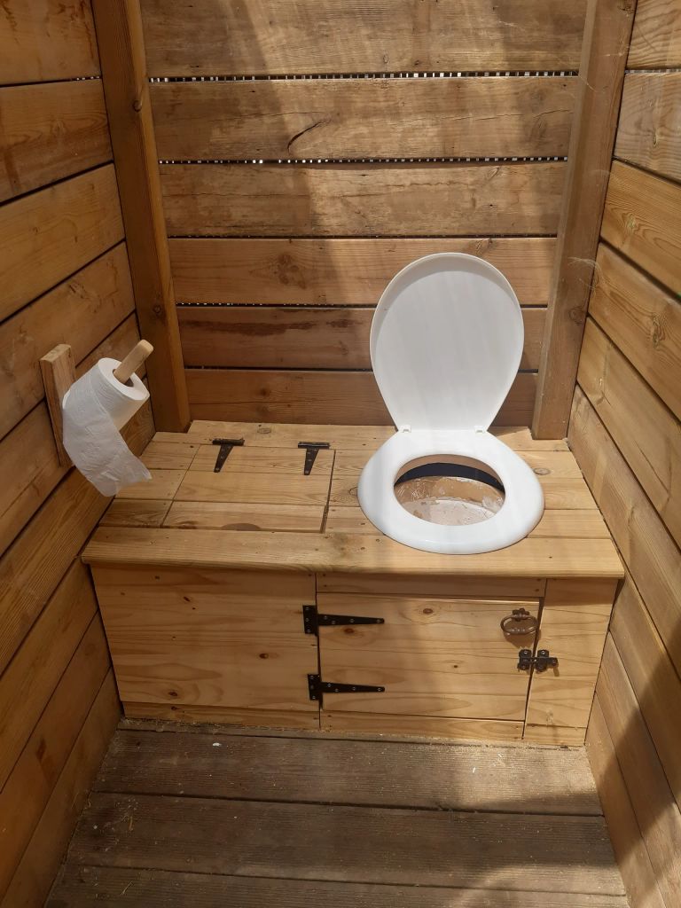 Toilettes seches 1 