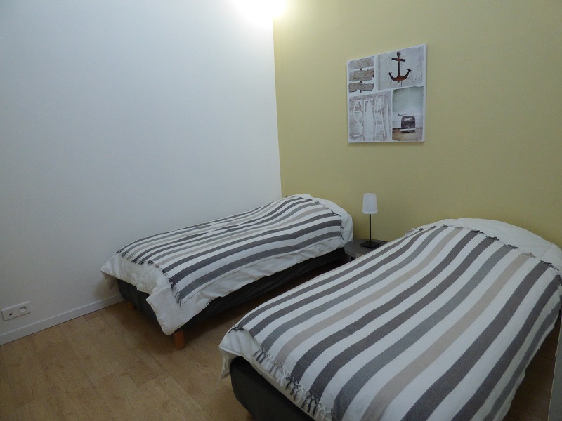 Chambre 2 lits simples