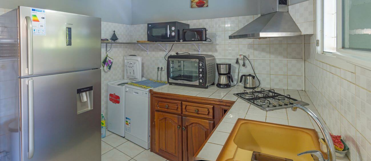 Cuisine tou equipee gite zot case en dur