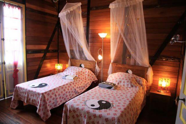 Chambre twin gite zot case en natte